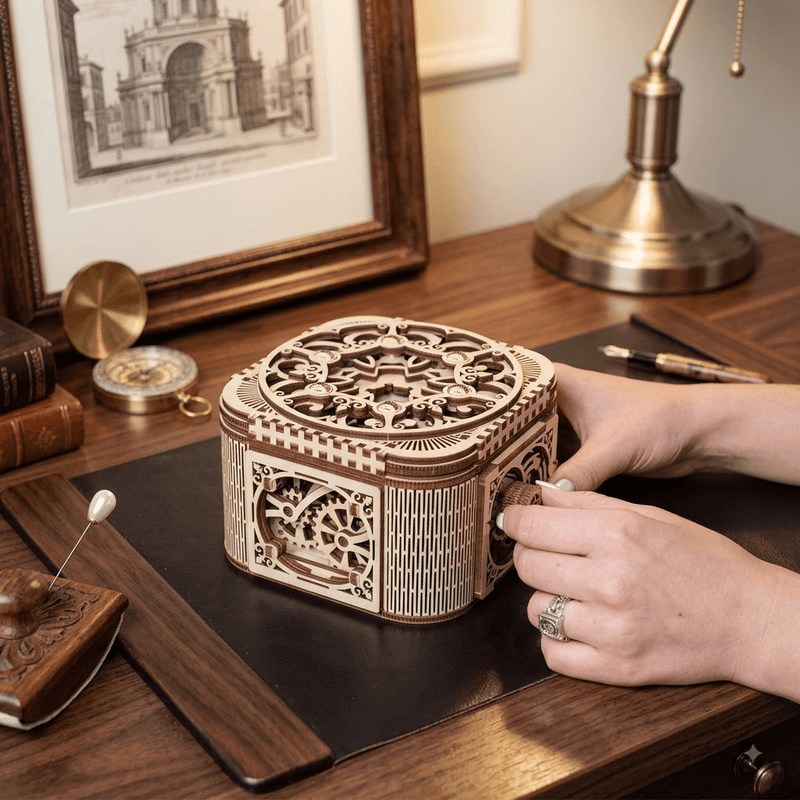 Jewelry box